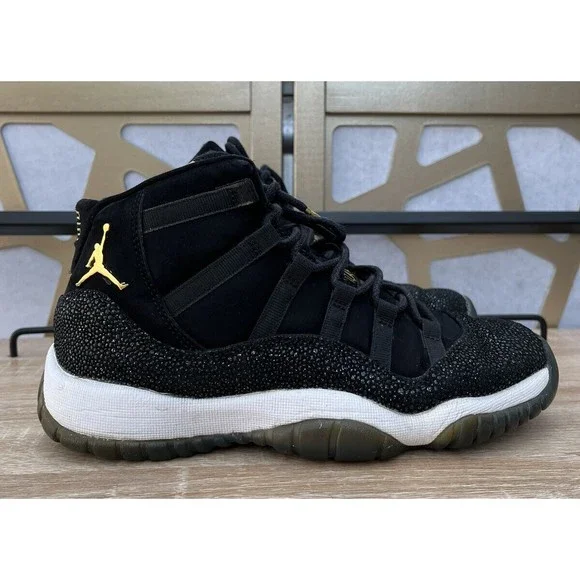 RARE 2017 Nike Air Jordan XI 11 Heiress Black/Gold 852625-030 SZ